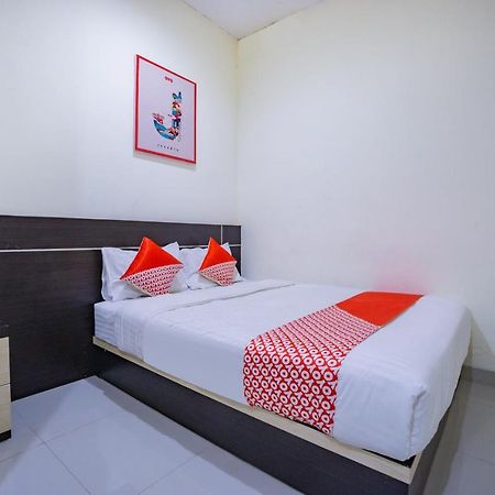 Hotel Oyo 2357 Syariah Grand Raudhah Jakarta Exteriér fotografie