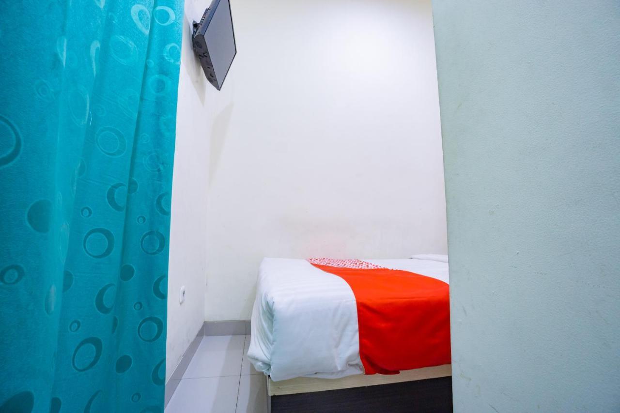 Hotel Oyo 2357 Syariah Grand Raudhah Jakarta Exteriér fotografie