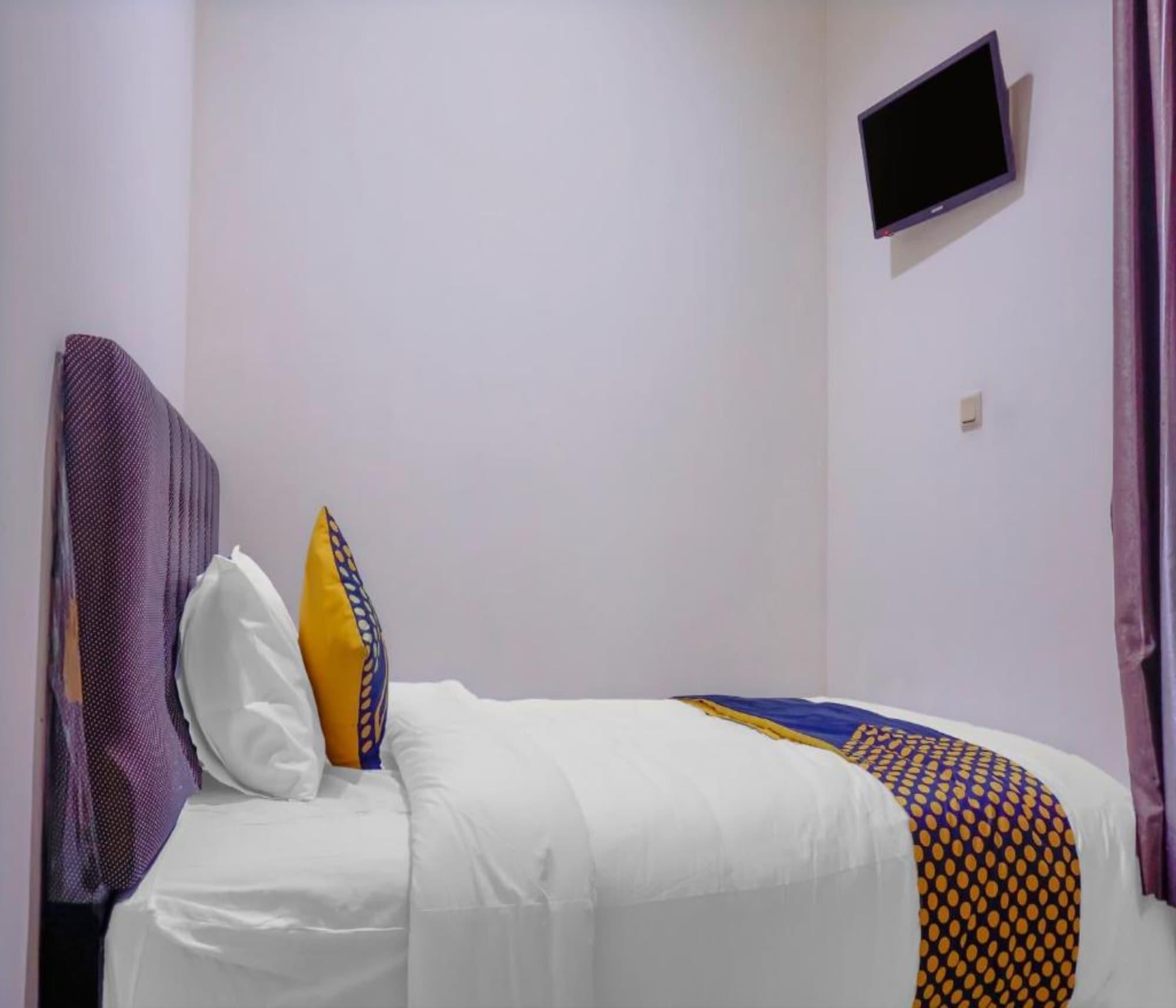 Hotel Oyo 2357 Syariah Grand Raudhah Jakarta Exteriér fotografie